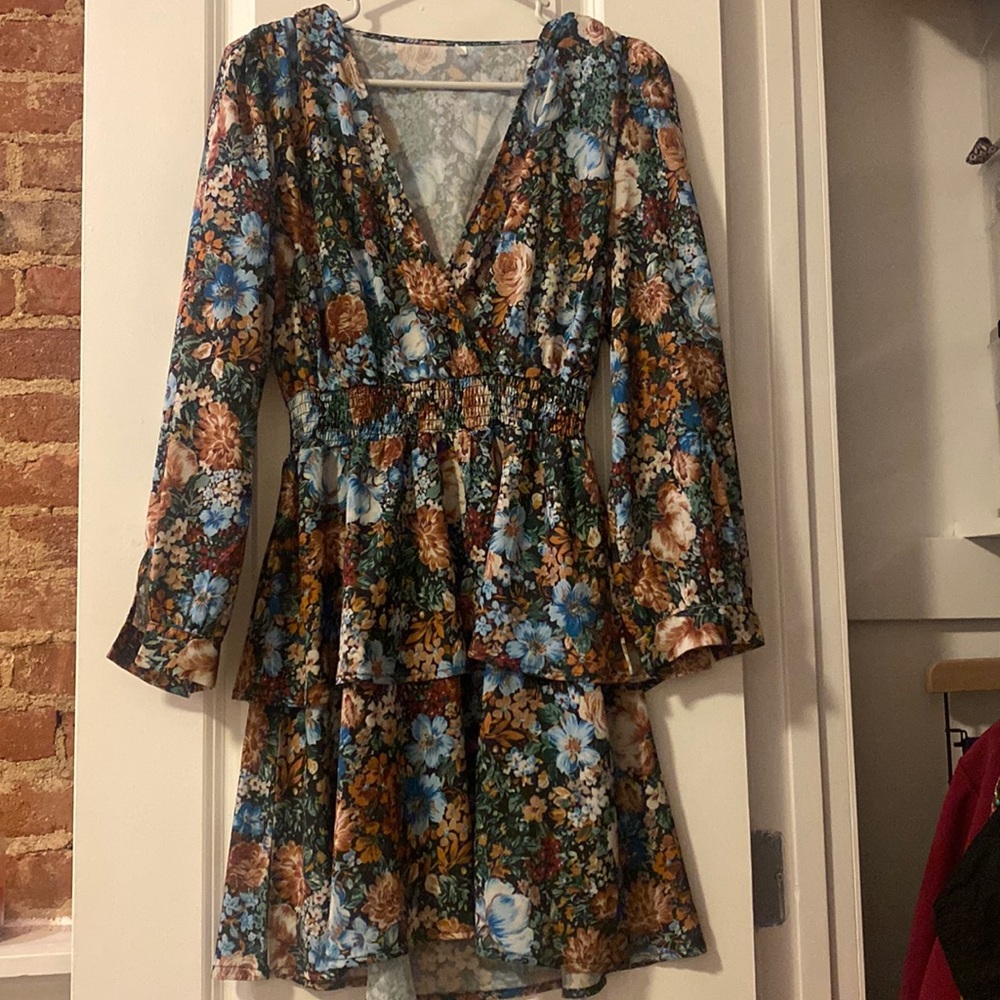 Never worn - Boutique floral tiered dress